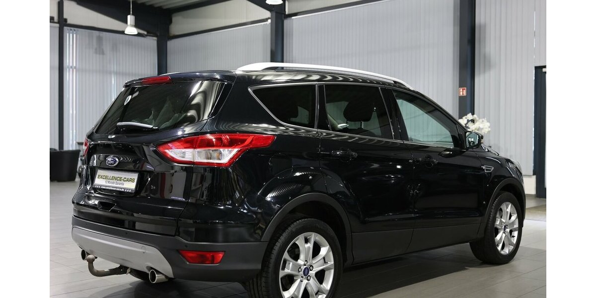 Ford Kuga 2.0 TDCI 4x4 TITANIUM / LEDER / NAVI+ 90.000 km 13.711 &euro; Hamm 59077
