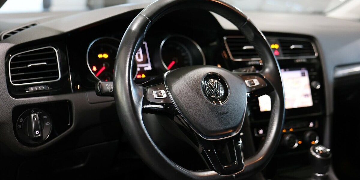 VW Golf VII 1.5 TSI BMT JOIN SPORT / STANDHEIZUNG 117.000 km 14.777 &euro; Hamm 59077