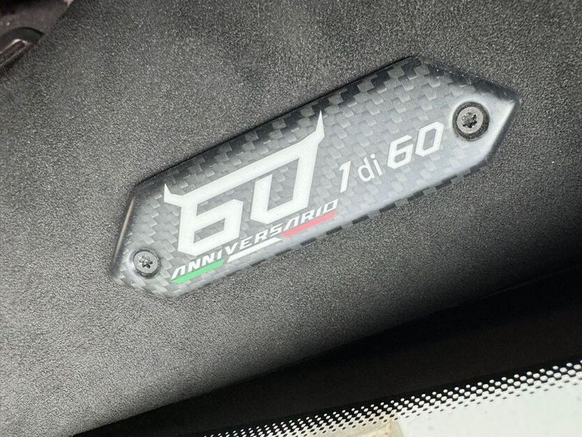 Lamborghini Huracán 2.500 km 359.000 € Hamm 59067