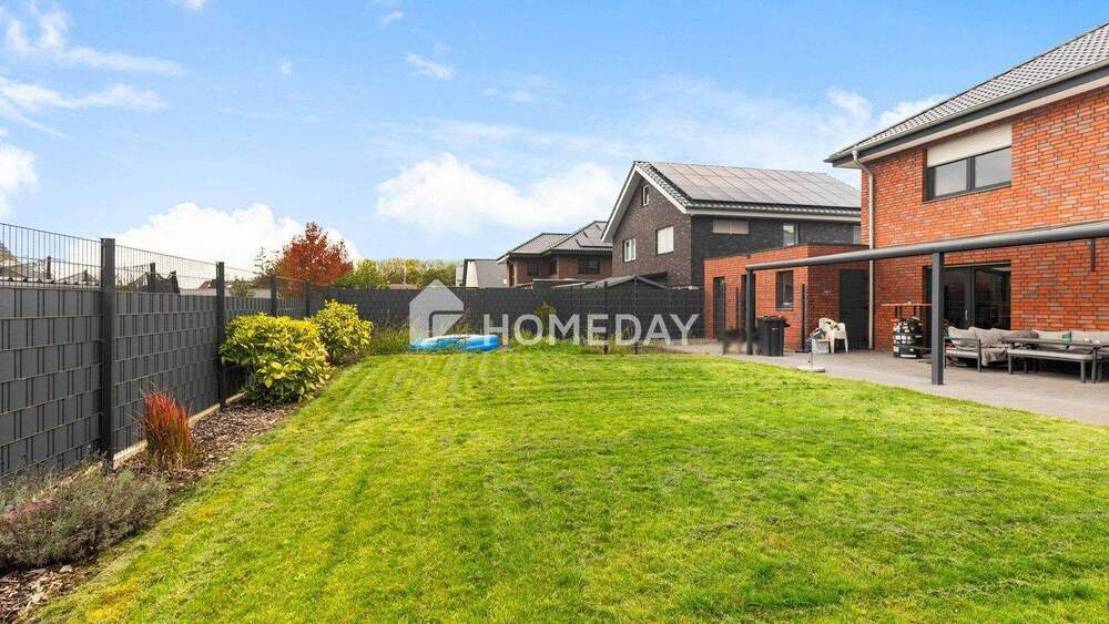 Wohnen mit Zukunft: Neuwertiges KfW-55-Haus mit Garten und moderner Ausstattung 7 zimmer