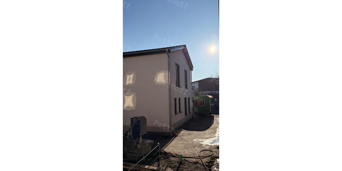 Erdgeschoßwohnung Menden (Sauerland) - 3 Zimmer, 93 m&sup2;, 1.118&euro; | Angebot:26056096