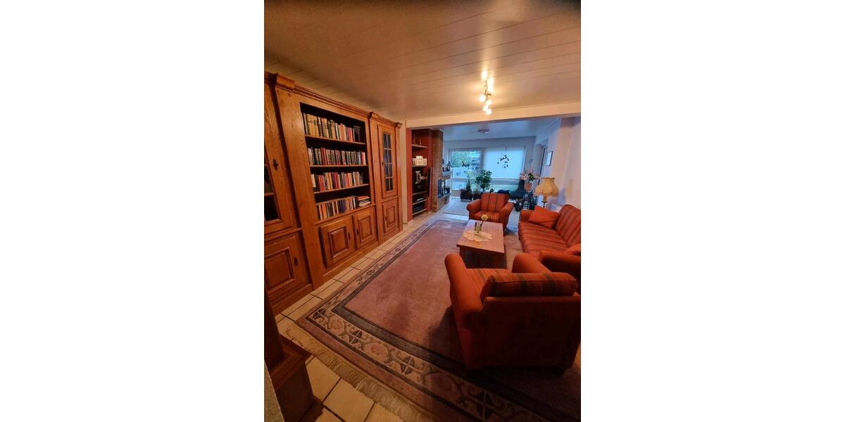 Reihenhaus Hamm Herringen - 8 Zimmer, 195 m&sup2;, 395.000&euro; | Angebot:25106081