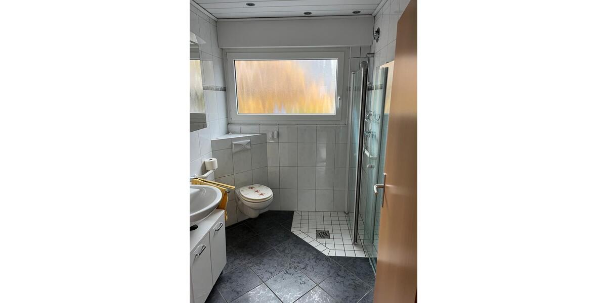 Haus mit großem Grundstück - sofort einziehen - ohne Provision zimmer