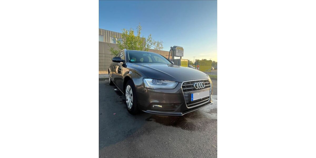Audi A4 335.582 km 6.150 &euro; Werl 59457