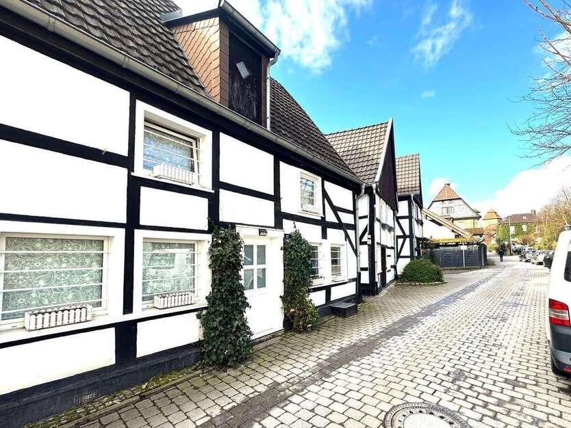 Wohnung zum Kaufen in Menden 199.000 € 120 m²