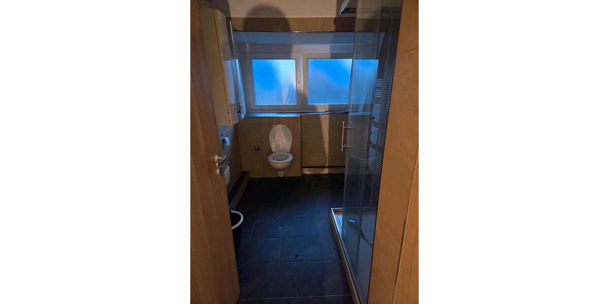 35 Zimmer 60qm Dachgeschoss Wohnung 3 zimmer