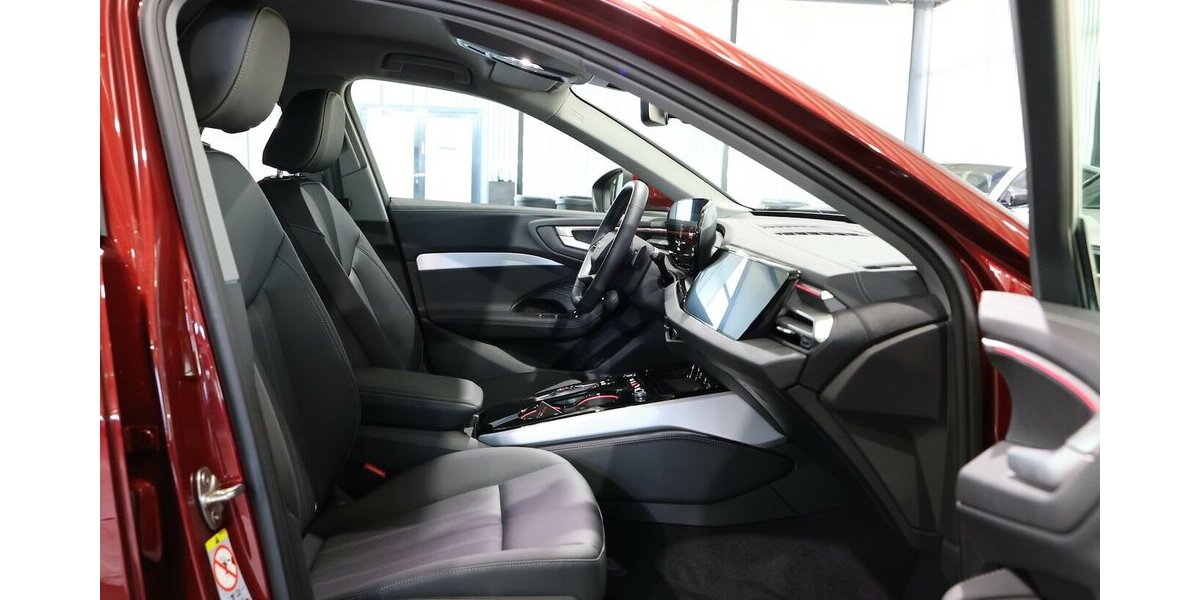 Audi A5 Avant TFSI TECH-PLUS / TOLLES FAHRZEUG / 11.000 km 42.444 &euro; Hamm 59077