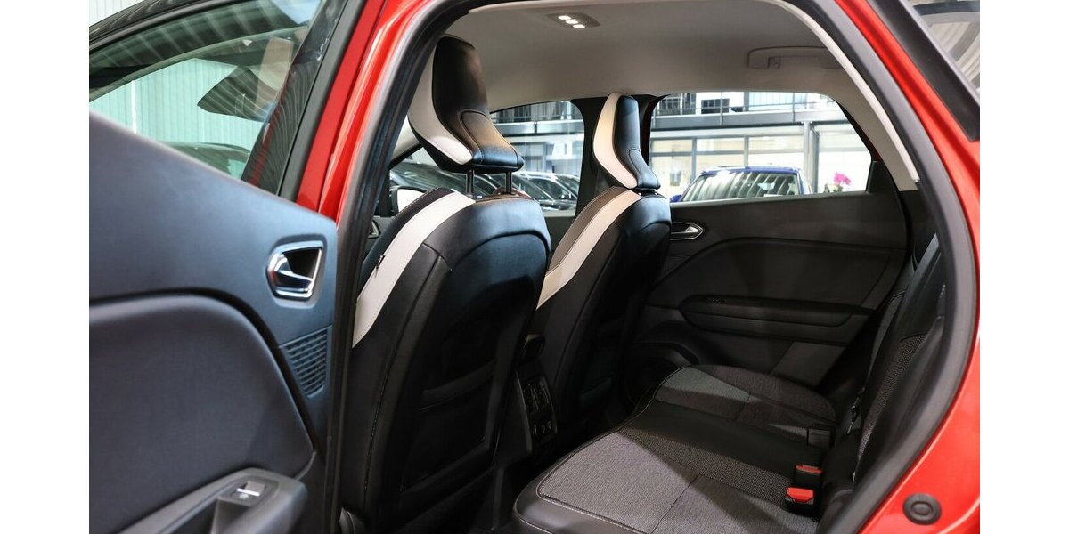 Renault Captur 130 TCE INTENS RED & BLACK / LED / AHK 83.000 km 14.777 &euro; Hamm 59077