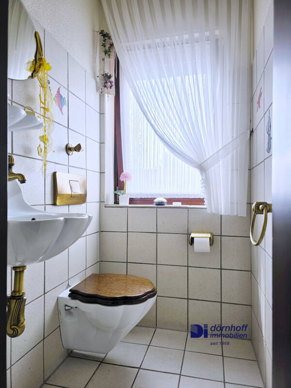 Gartenparadies zur Alleinnutzung gesucht? Plus ca. 64 m² Raum zur Entfaltung im Keller 4 zimmer