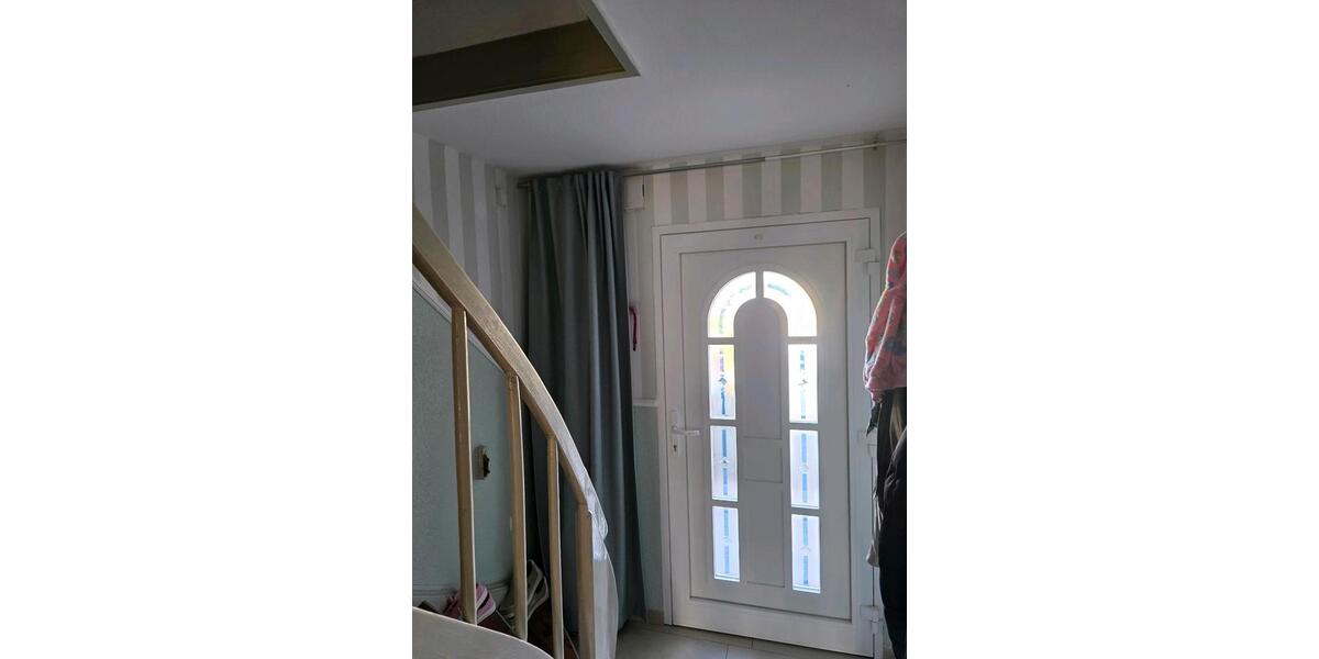 Reihenhaus Kamen - 3 Zimmer, 90 m&sup2;, 265.000&euro; | Angebot:27076575
