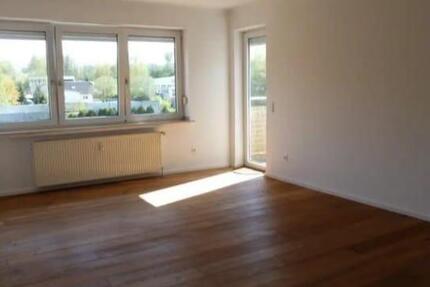 Attraktive 3-Zimmer-Wohnung mit Garage 3 zimmer