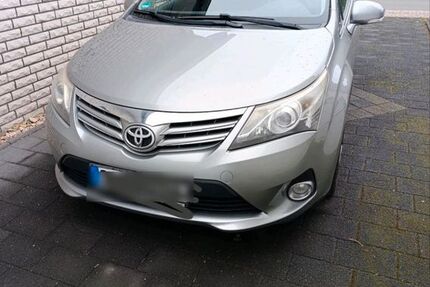 Toyota Avensis 163.000 km 7.550 € Lippstadt 59558