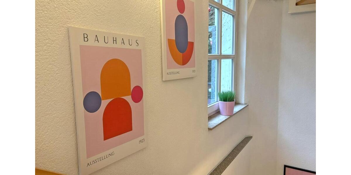 Erstbezug: Frisch renoviertes, voll möbliertes Souterrain-Apartment [Z-04511] 1 zimmer