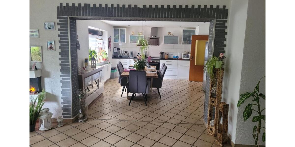 Etagenwohnung Lünen - 2.5 Zimmer, 94 m&sup2;, 990&euro; | Angebot:25723685