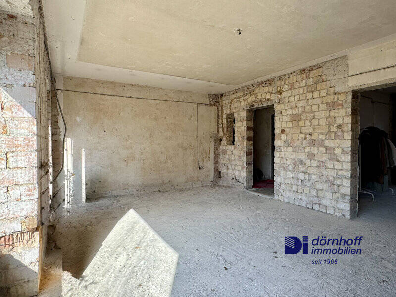 Familien(t)raum zum Selbstgestalten - entkerntes Haus + Baugrundstück 6 zimmer