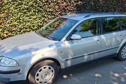 VW Passat Variant 214.000 km 2.500 &euro; Welver 59514