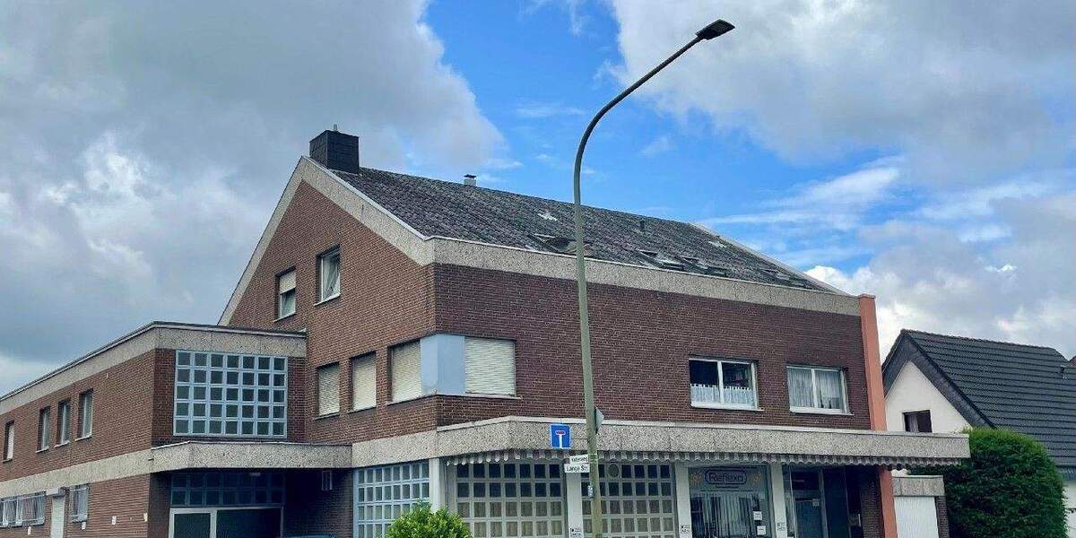 Ebenerdige Laden- Lagerfläche mit PKW-Stellplätzen und Schaufenster 2 zimmer