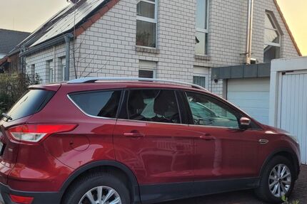 Ford Kuga 121.000 km 7.900 &euro; Bergkamen 59192