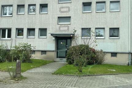 Bei VIVAWEST die Sonnenstrahlen auf dem eigenen Balkon genießen. 3.5 zimmer