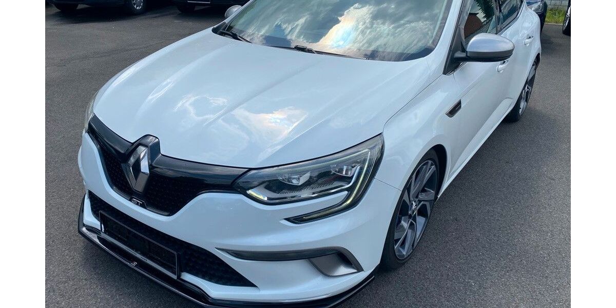 Renault Megane 89.000 km 14.950 &euro; Hamm 59065
