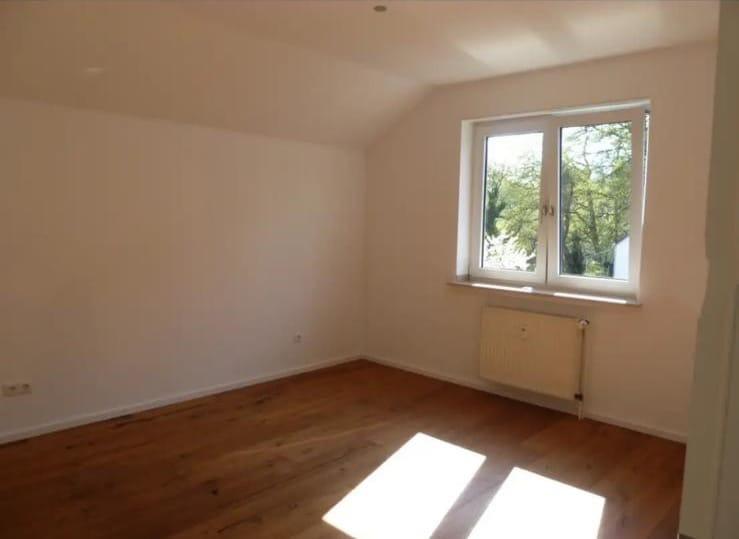 Attraktive 3-Zimmer-Wohnung mit Garage 3 zimmer