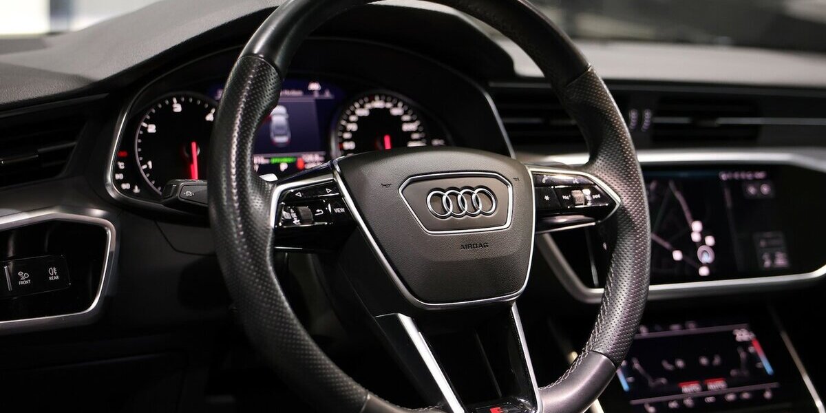 Audi A6 LIMO 40 TDI S-LINE SPORT WHITE & BLACK B&O 107.000 km 31.444 &euro; Hamm 59077