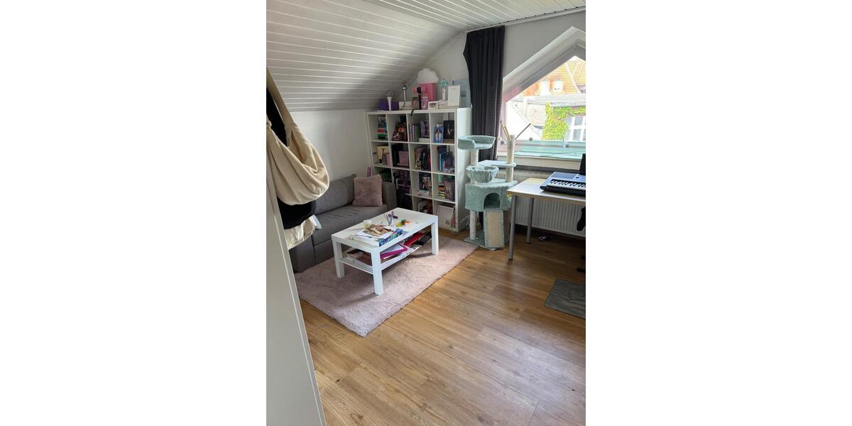 Dachgeschoßwohnung Beckum - 1 Zimmer, 37 m&sup2;, 329&euro; | Angebot:26381622