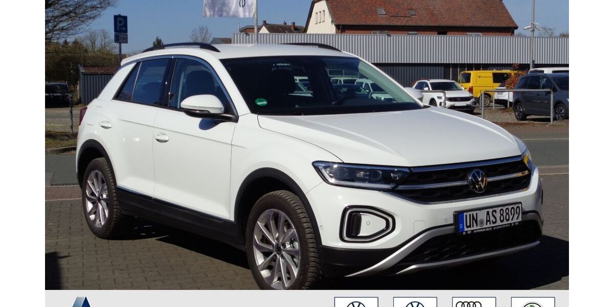 VW T-Roc 6.009 km 30.890 € Selm 59379