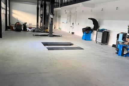 Vollausgestattete Werkstatt zu Vermieten zimmer