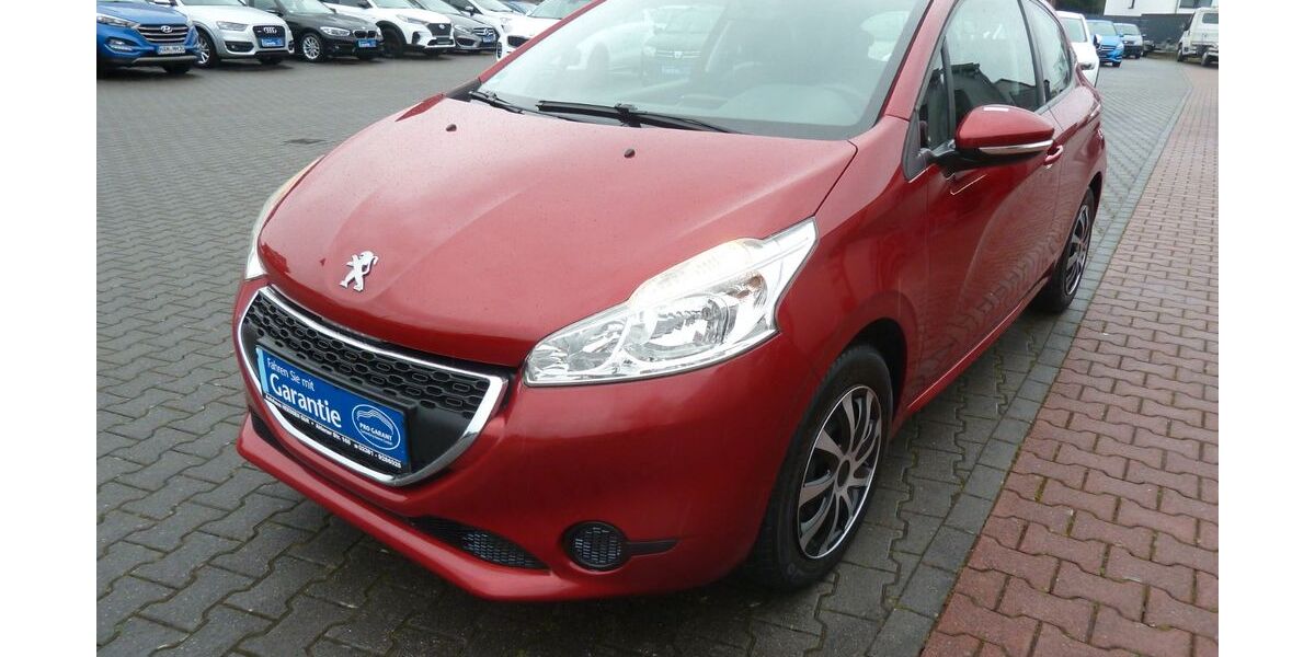 Peugeot 208 81.000 km 5.490 &euro; Hamm 59073