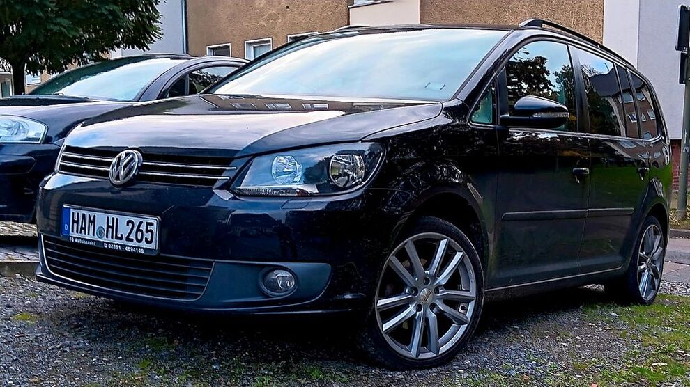VW Touran 162.000 km 5.399 € Hamm 59075