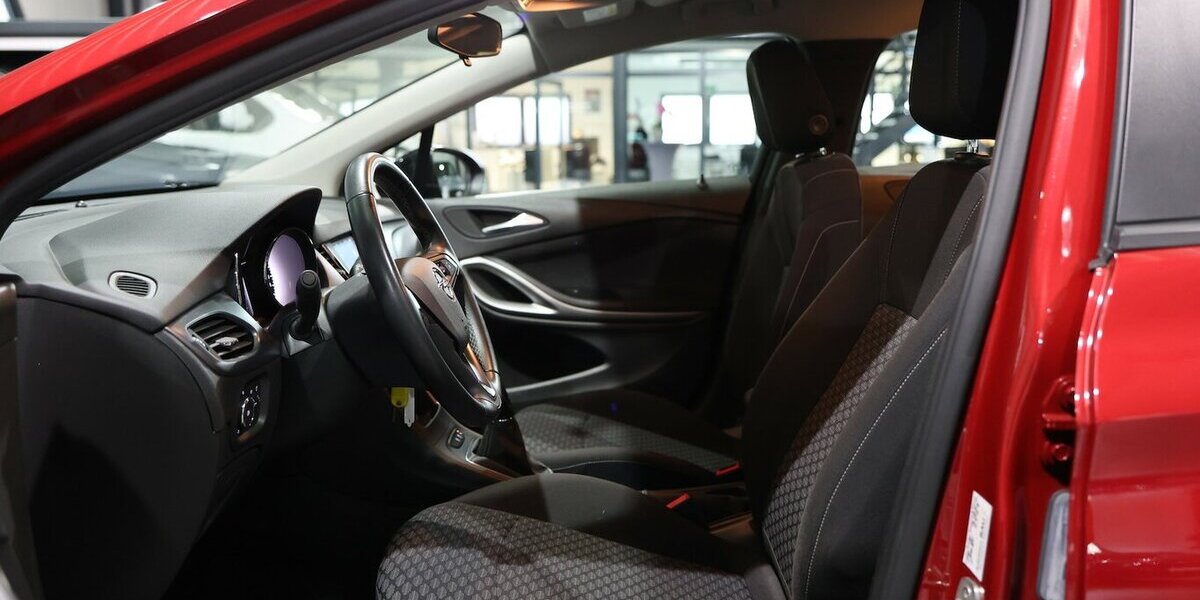 Opel Astra K ST 1.2 T EDITION / APPLE + ANDROID 22.000 km 14.444 &euro; Hamm 59077