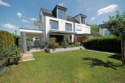 Haus zum Mieten in Brunnthal 3.100 € 200 m²