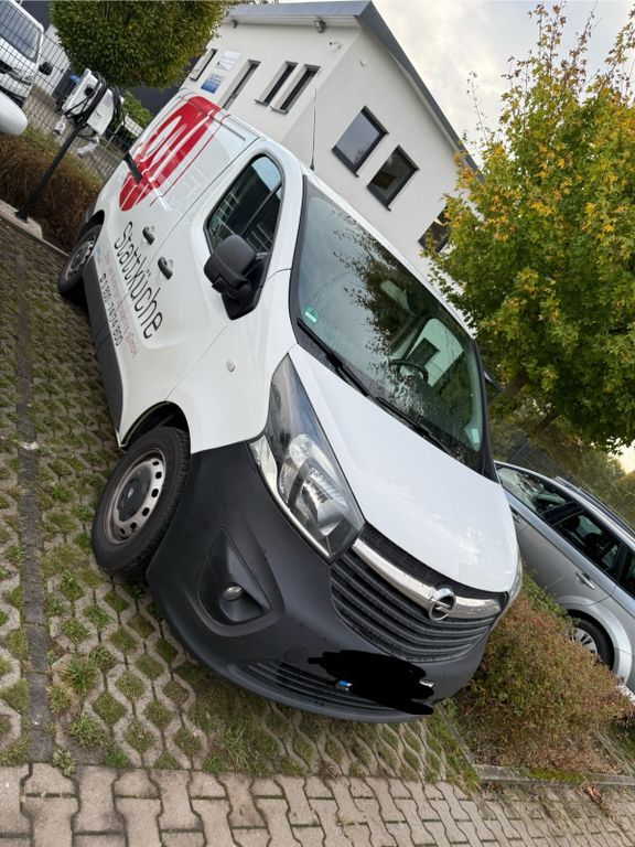 Opel Vivaro 110.000 km 14.899 € Senden 48308