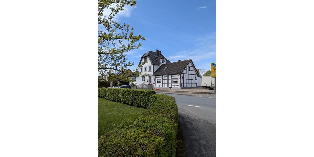 Einfamilienhaus Lippetal - 8 Zimmer, 666 m&sup2;, 350.000&euro; | Angebot:26329281