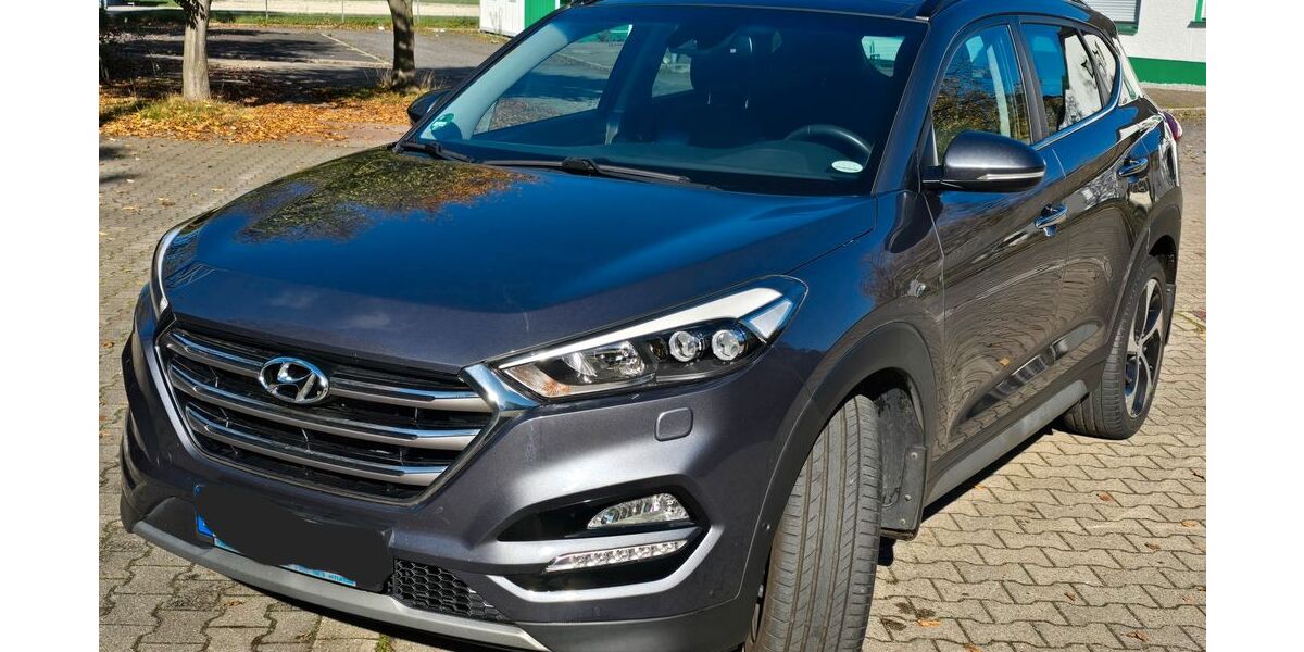 Hyundai TUCSON 81.900 km 18.000 € Unna 59427