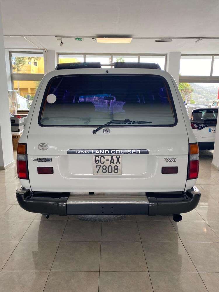 Land Cruiser