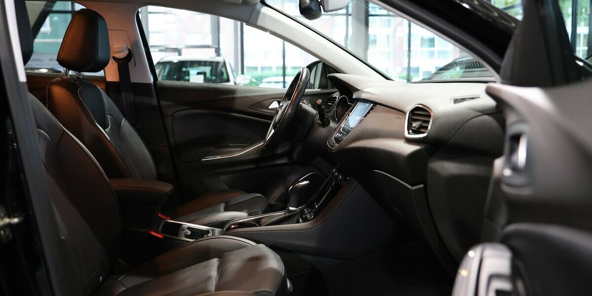 Opel Grandland 2.0 D ULTIMATE LED, LEDER+MEMORY+LUFT 129.000 km 15.777 &euro; Hamm 59077