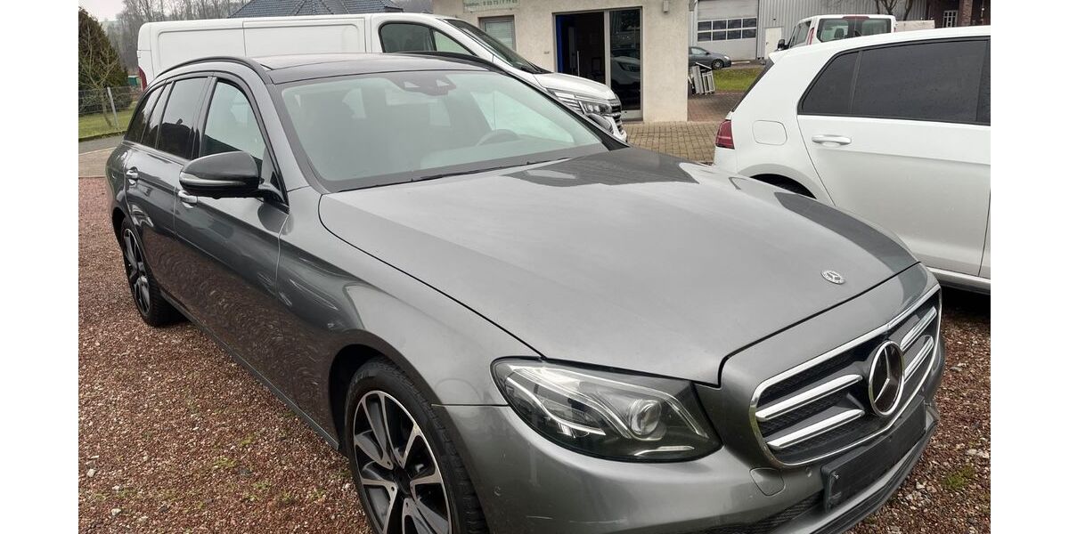 Mercedes-Benz E 220 383.243 km 14.400 &euro; Fröndenberg 58730