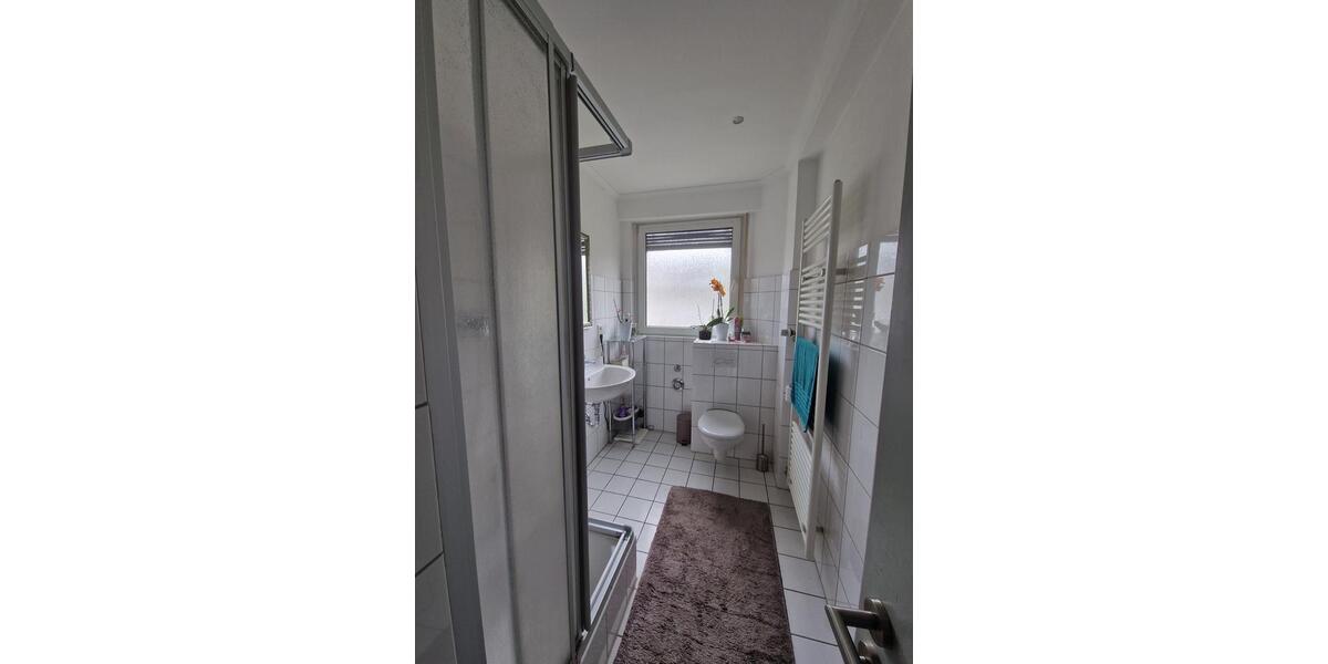 **Tolle 4-Zimmerwohnung im Zentrum** - Beschreibung lesen! zimmer