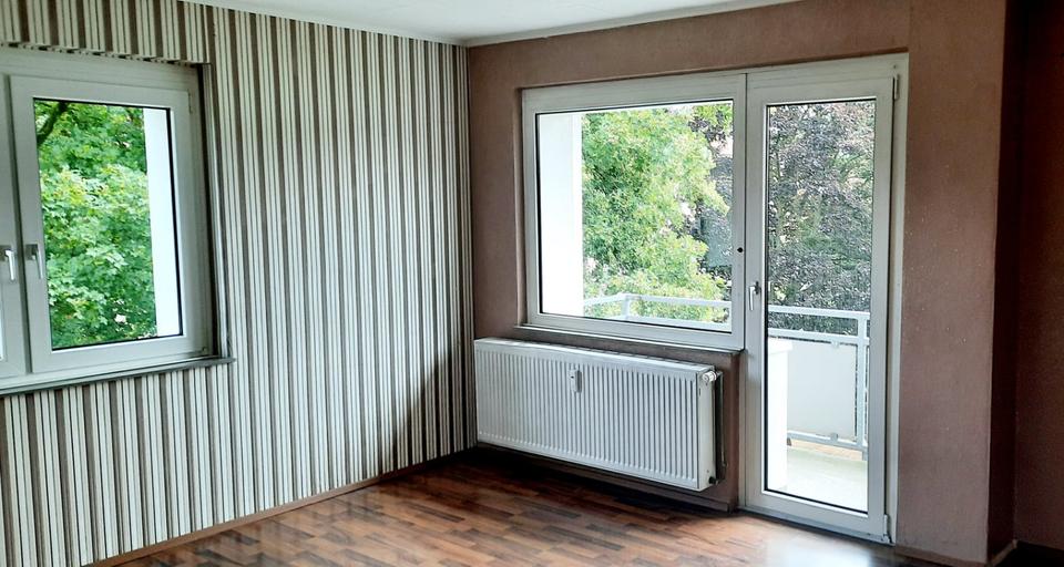 Helle 60 qm Etagenwohnung im 2. OG 3 zimmer