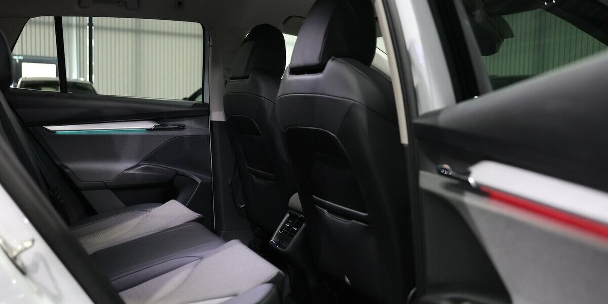 Skoda Enyaq IV 80 LOFT 93% / LEDER / LED / WÄRMEPUMPE 114.000 km 26.777 &euro; Hamm 59077