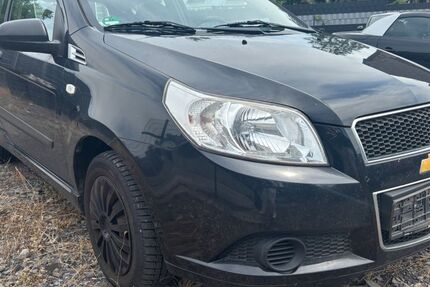 Chevrolet Aveo 184.000 km 999 &euro; Hamm 59077