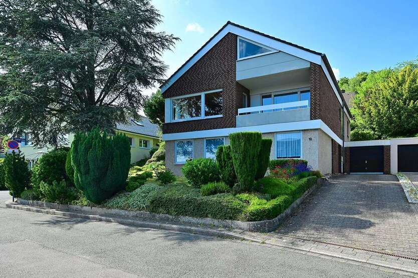 Haus zum Kaufen in Iserlohn 375.000 € 237 m²