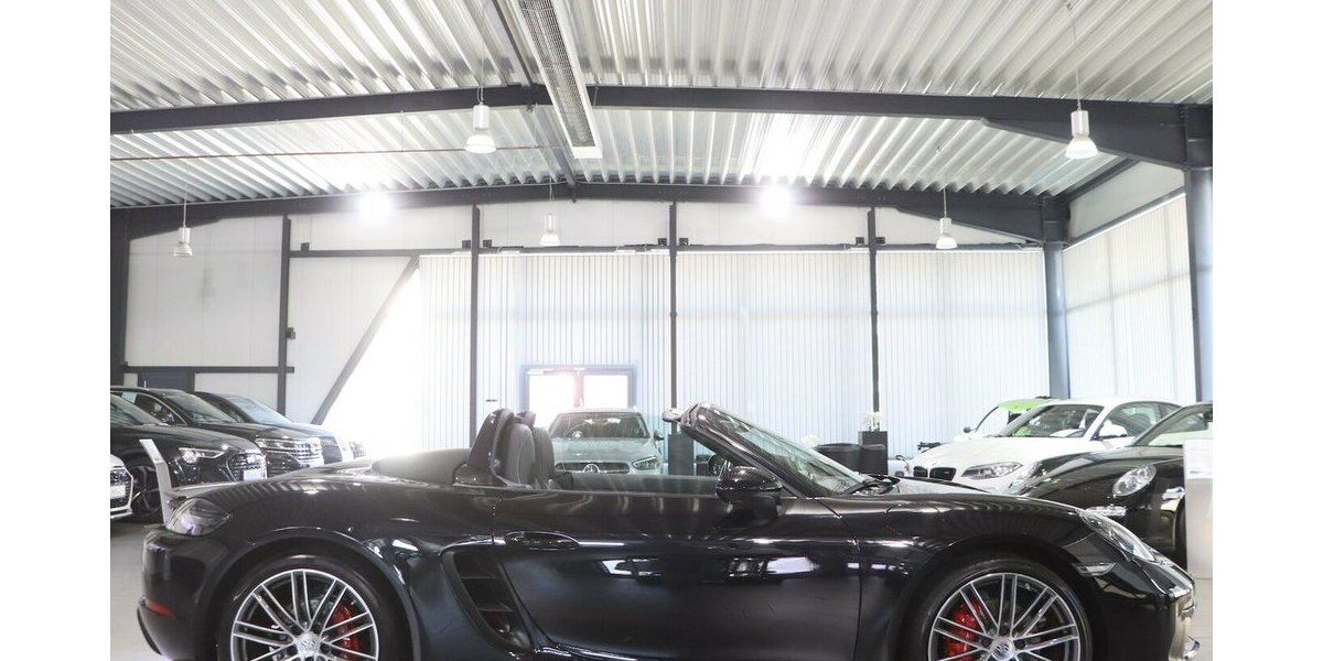 Porsche Boxster 718 S SPORT-CHRONO-PLUS / BOSE / 20-ZOLL 55.000 km 59.911 € Hamm 59077