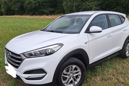 Hyundai TUCSON 102.500 km 12.499 &euro; Hamm 59077