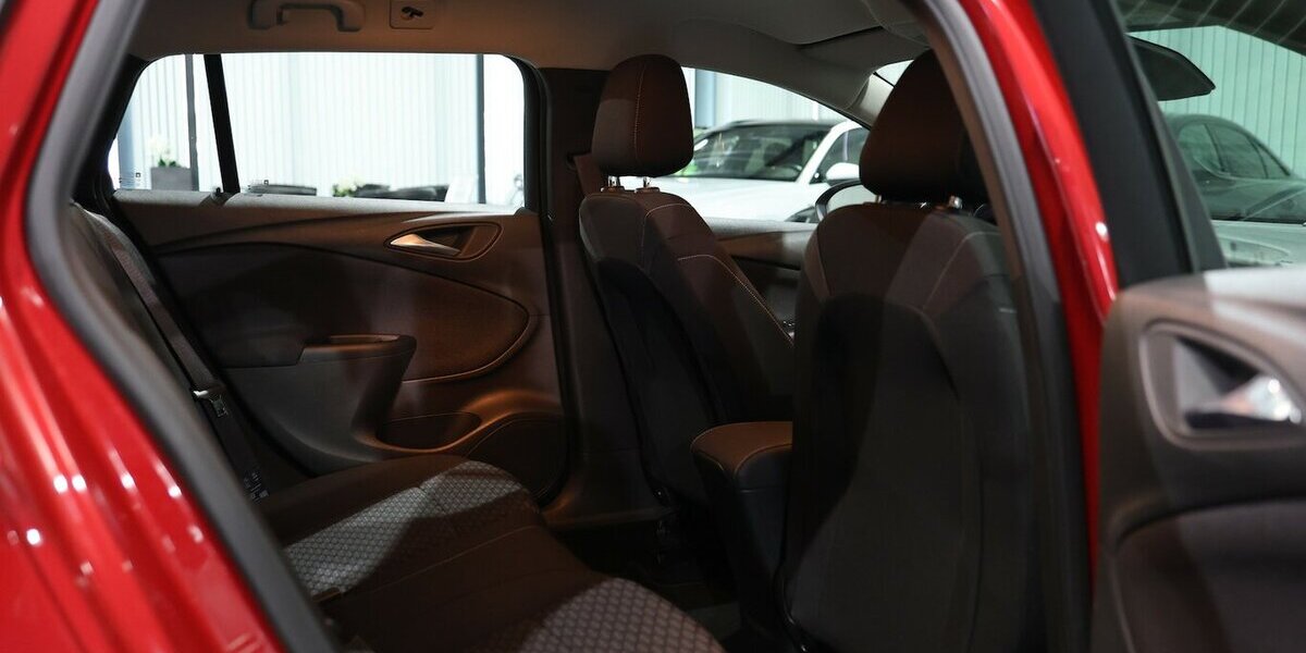 Opel Astra K ST 1.2 T EDITION / APPLE + ANDROID 22.000 km 14.444 &euro; Hamm 59077
