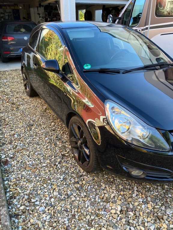 Opel Corsa 162.000 km 2.800 € Lippetal 59510