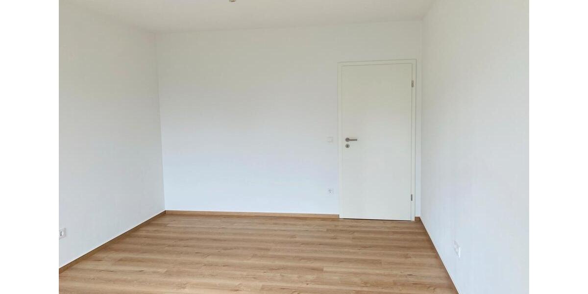 Kernsanierte 3-Zimmer EG-Wohnung mit Fußbodenheizung und Balkon 3 zimmer