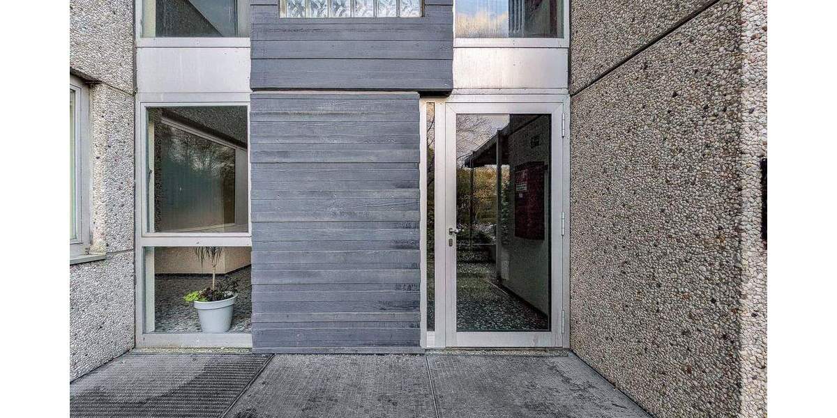 5,5 Zimmer - Balkon - Aufzug - Stellplatz - vermietet 5 zimmer